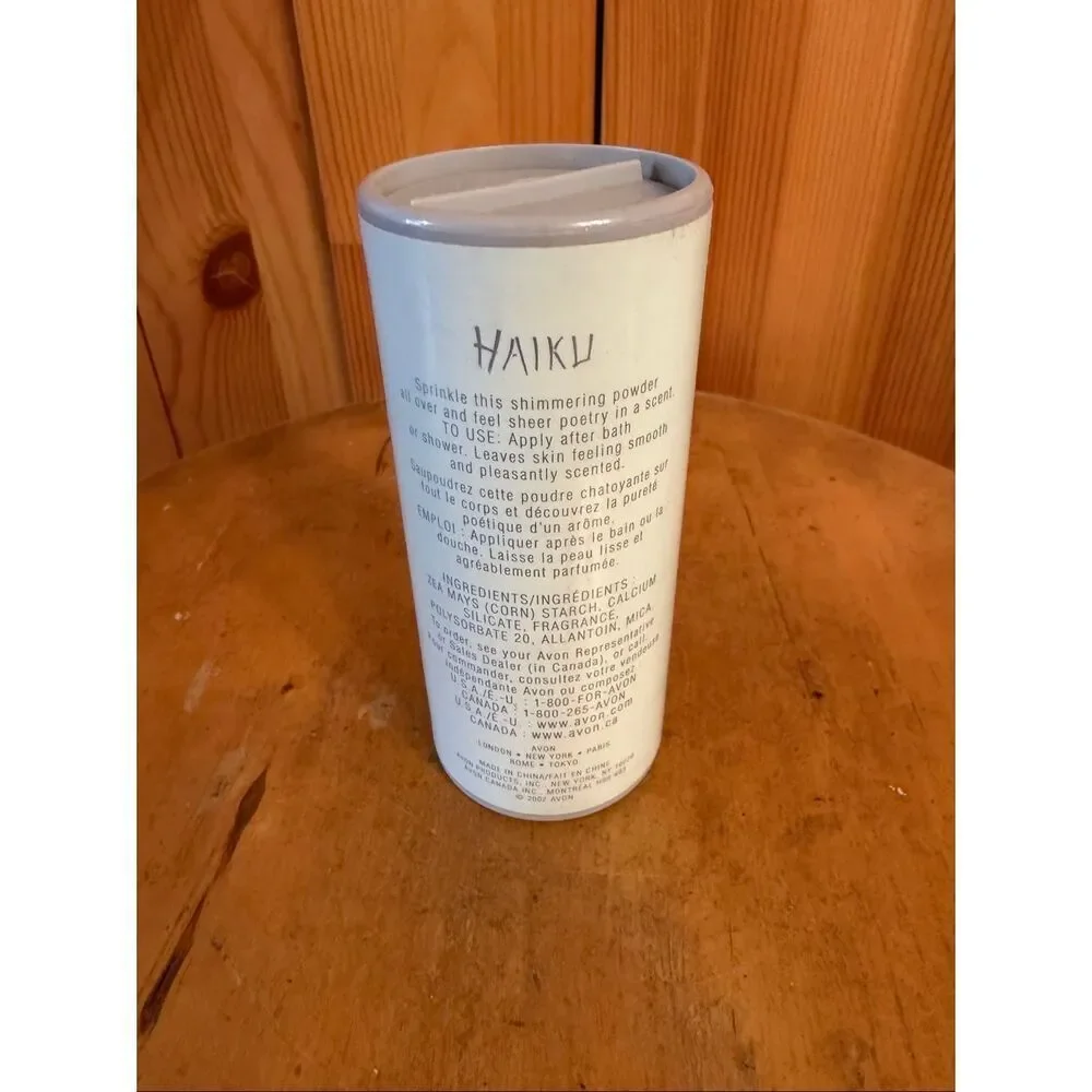 Avon Original Haiku Talc Shimmering Body Powder 1.6 oz New Old Stock (7578)
